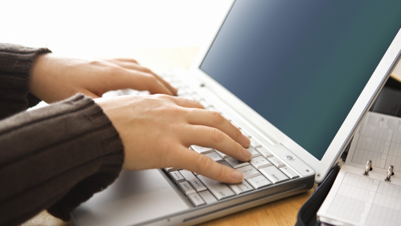 仕事でミスをした際の謝罪メールの書き方とポイント