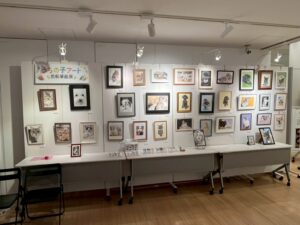 見る側から、見られる側へ