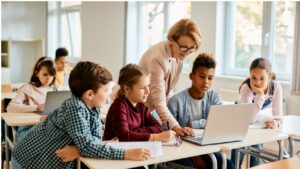 「勉強する理由は、ずっと後になって咲く」