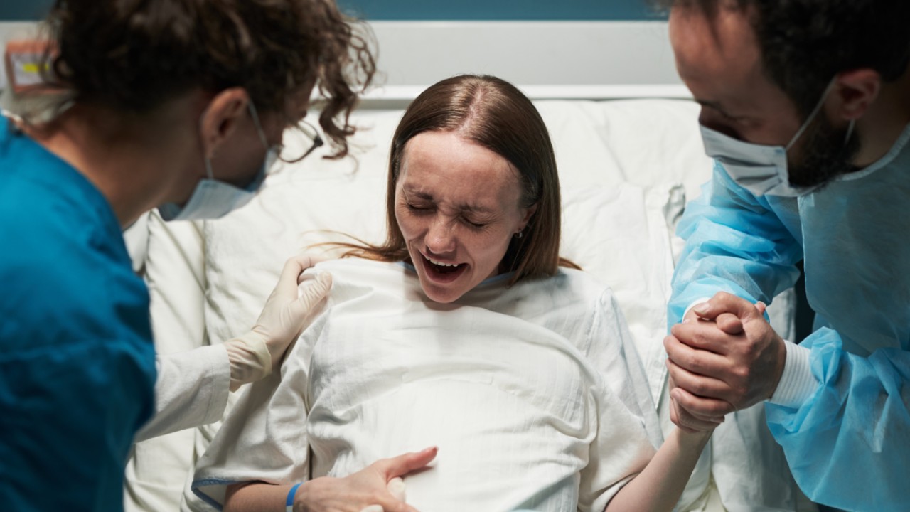 出産手当金を徹底解説:働く女性のためのサポート